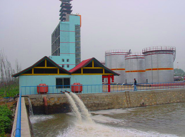 地麵自灌式消防泵組